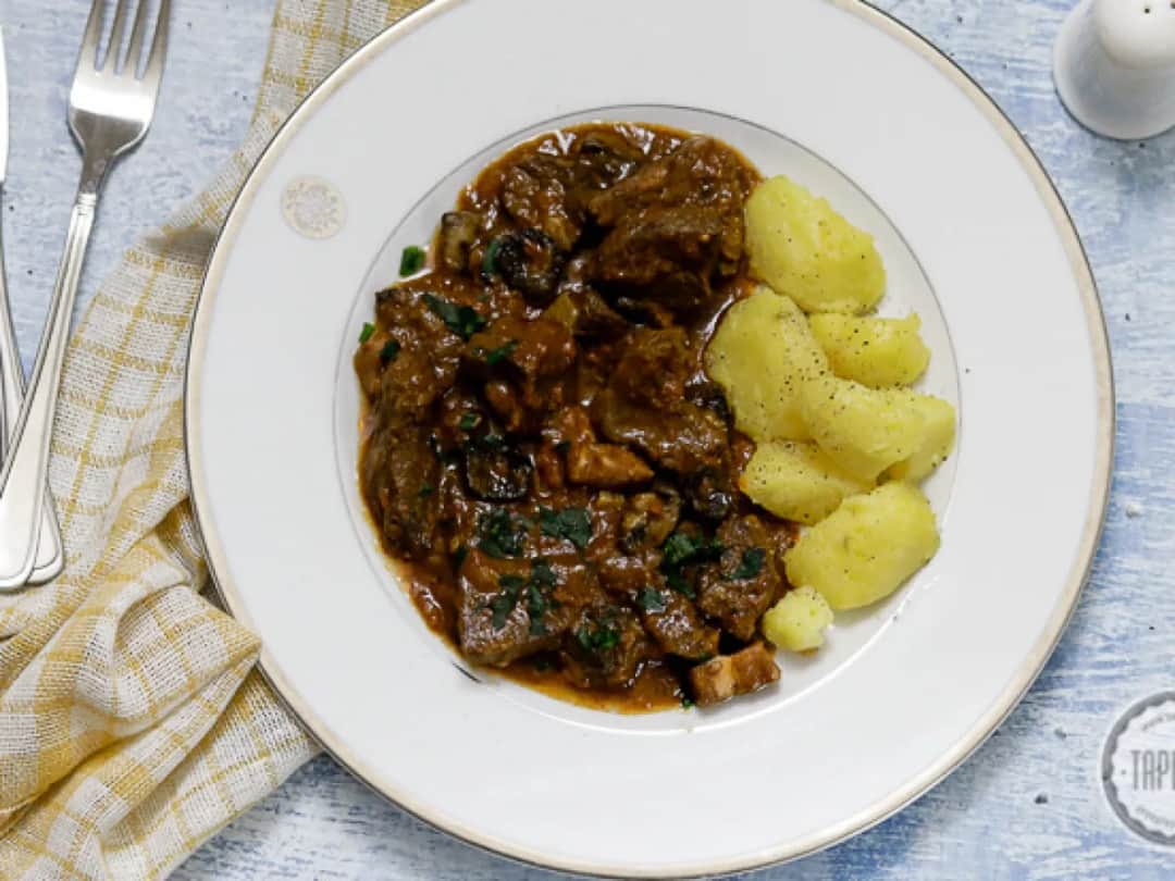 Wołowina po burgundzku: Sekrety idealnego Boeuf Bourguignon